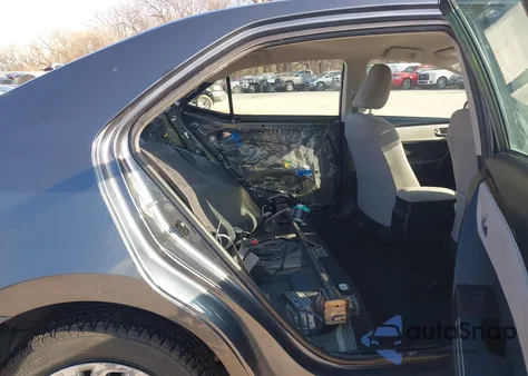 2019 Toyota Corolla Le z USA, uszkodzony, nr VIN 2T1BURHE8KC126598